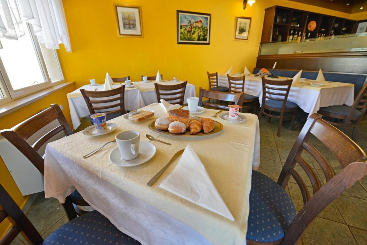Bed And Breakfast Julia Seget  Zewnętrze zdjęcie