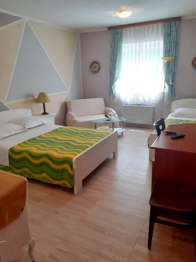 Bed And Breakfast Julia Seget  Zewnętrze zdjęcie